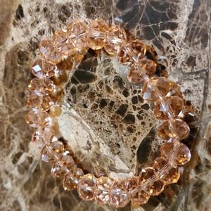 A Gorgeous Lady's Glass Crystals light Pink 🌺  Stretchy on size